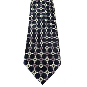 Covington Men’s Necktie Purple Gray Geometric Design Polyester Tie 3 1/2” X 59”